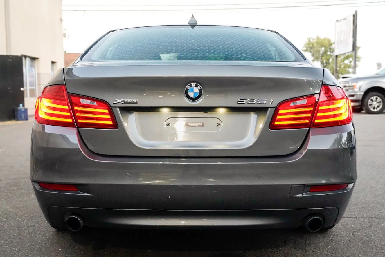 BMW 535i photo 6