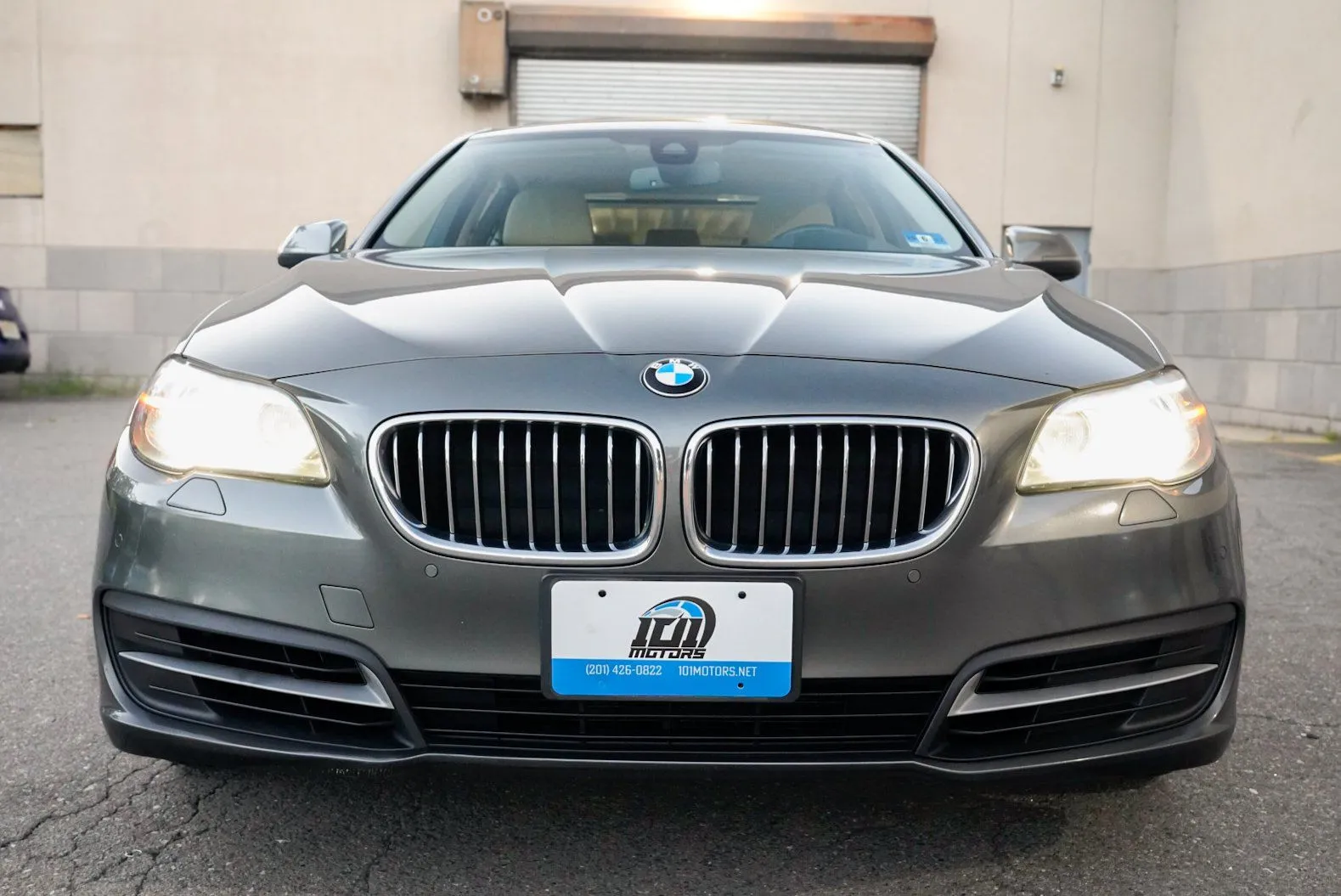 BMW 535i photo 2