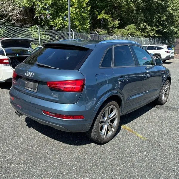 Audi Q3 photo 7