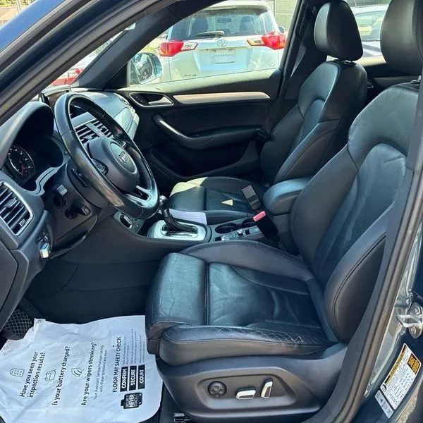 Audi Q3 photo 19