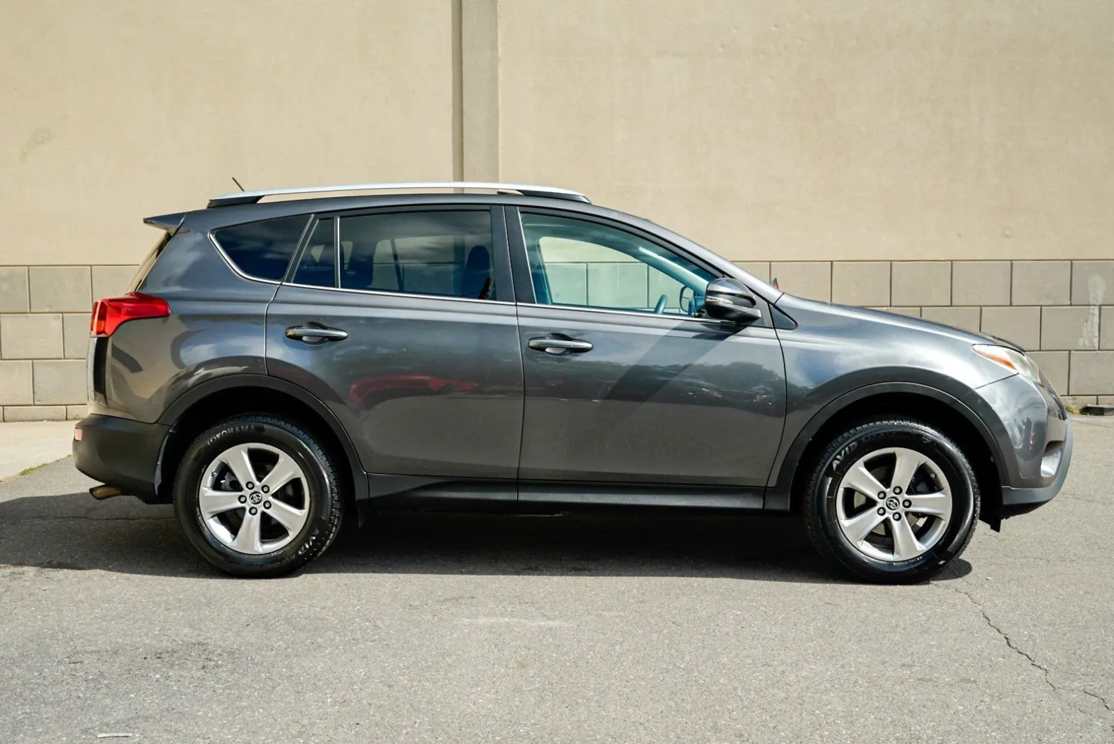 Toyota RAV4 photo 4