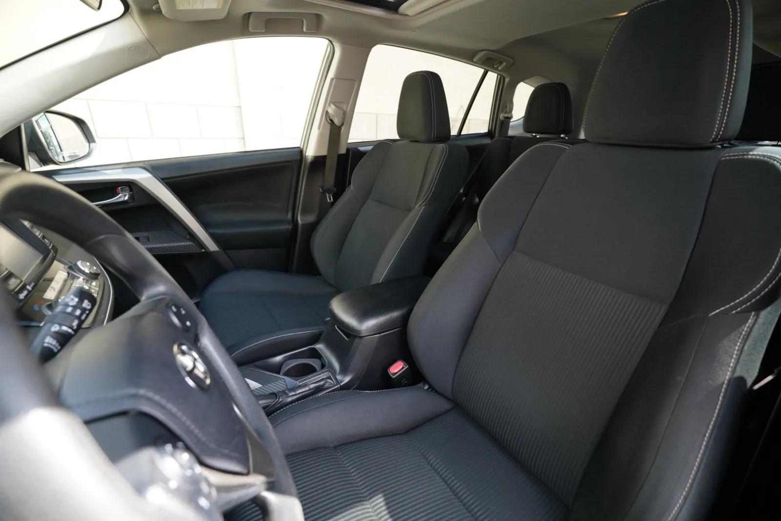 Toyota RAV4 photo 17