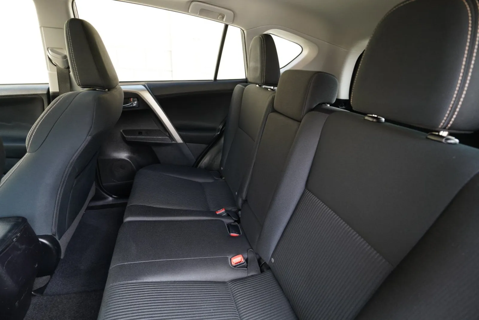 Toyota RAV4 photo 24