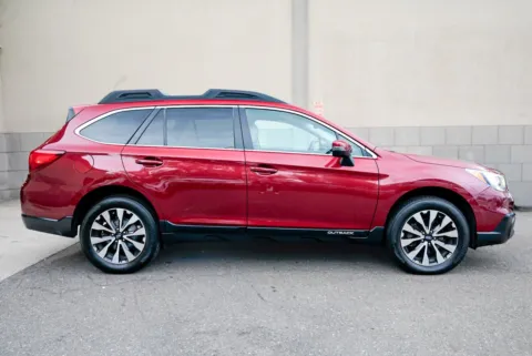 More photos of 2015 Subaru Outback 2.5i Limited at 101 Motors, NJ
