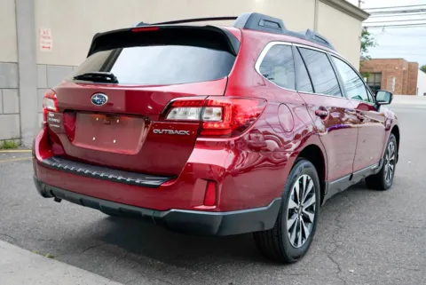 More photos of 2015 Subaru Outback 2.5i Limited at 101 Motors, NJ