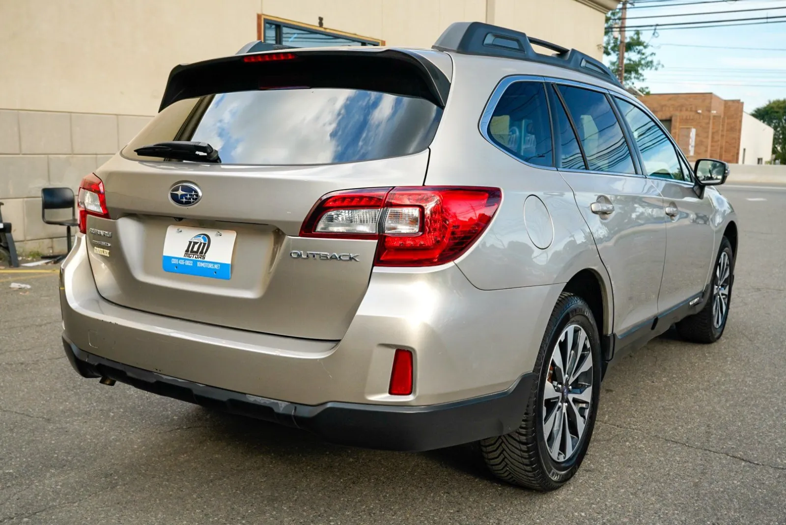Subaru Outback photo 5