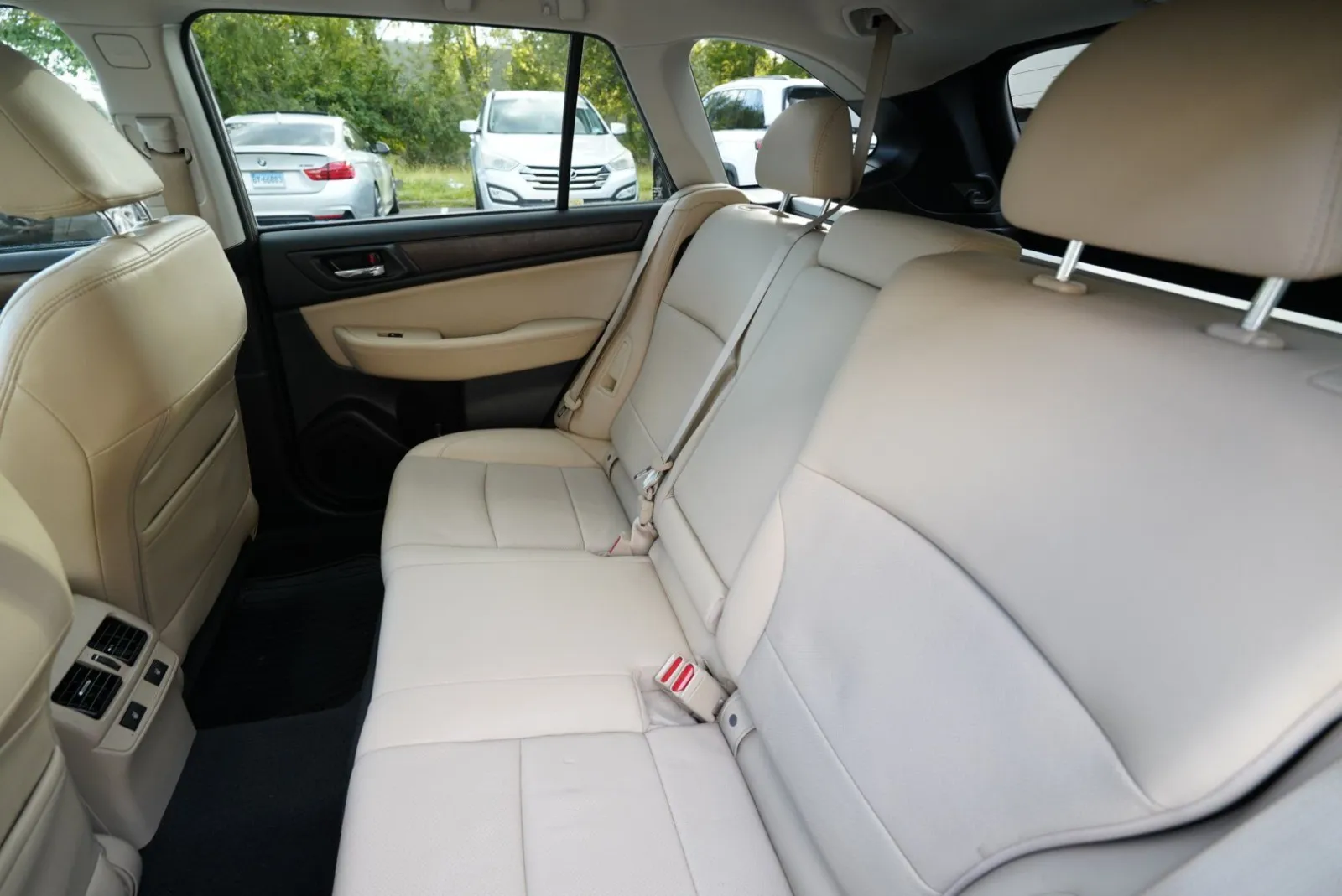 Subaru Outback photo 30