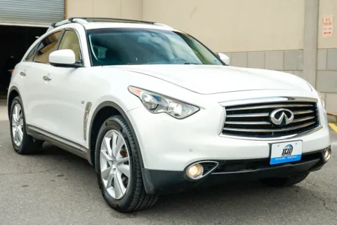 Another view of 2014 INFINITI QX70 for sale in Carlstadt, NJ at 101 Motors