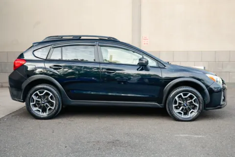 More photos of 2016 Subaru Crosstrek 2.0i Limited at 101 Motors, NJ