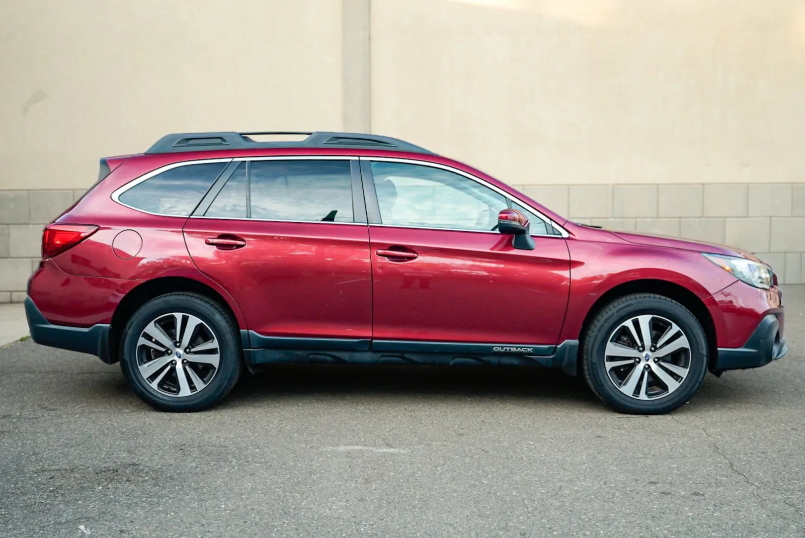Subaru Outback photo 4