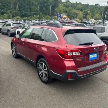 More photos of 2018 Subaru Outback 2.5i Limited at 101 Motors, NJ