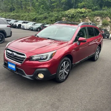 Red 2018 Subaru Outback 2.5i Limited for sale in Carlstadt, NJ