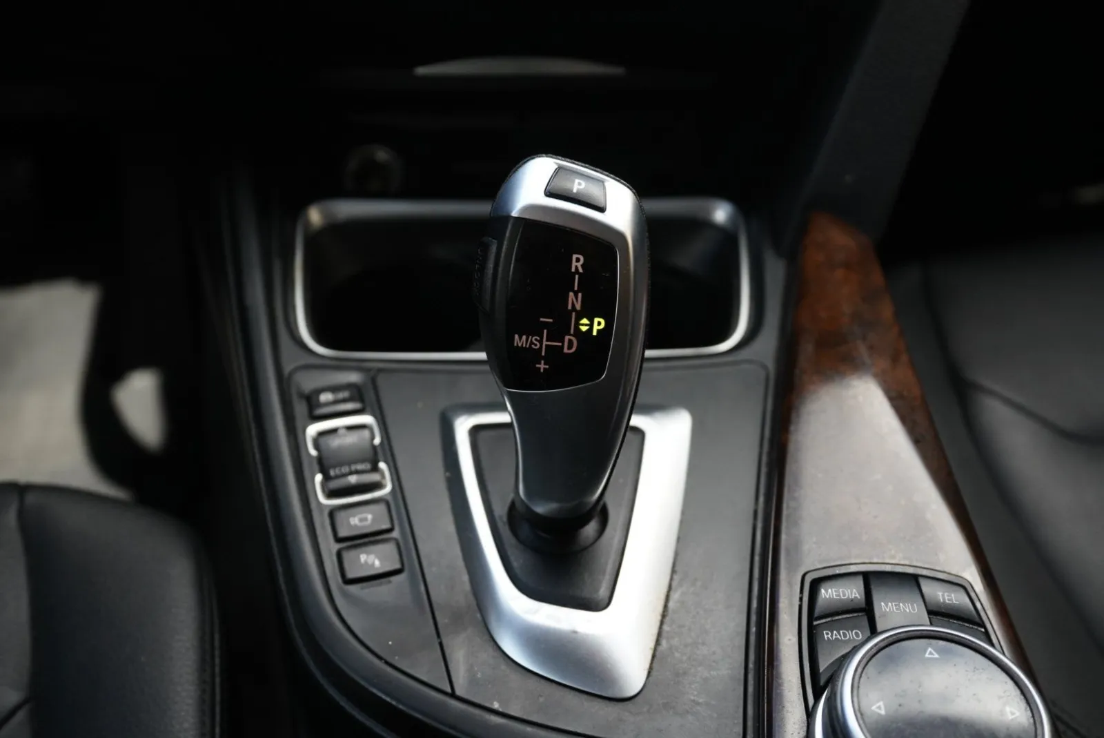 BMW 328i photo 41