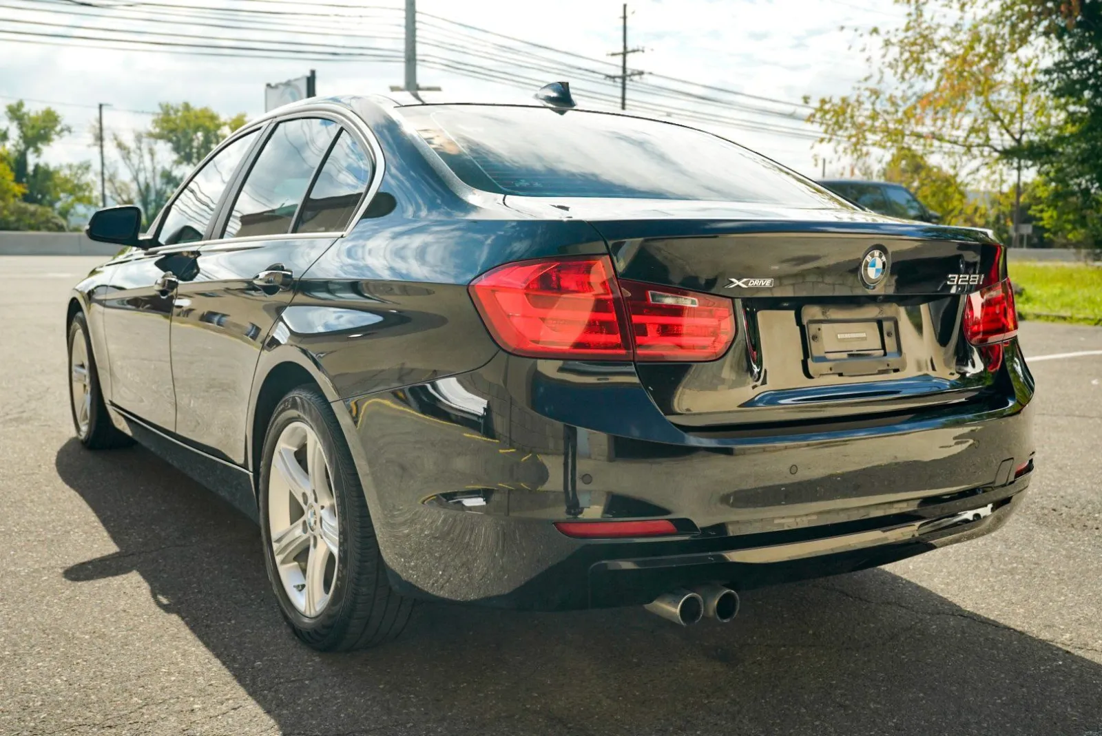BMW 328i photo 7