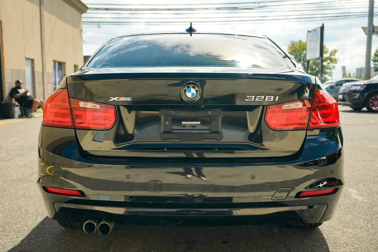 BMW 328i photo 6