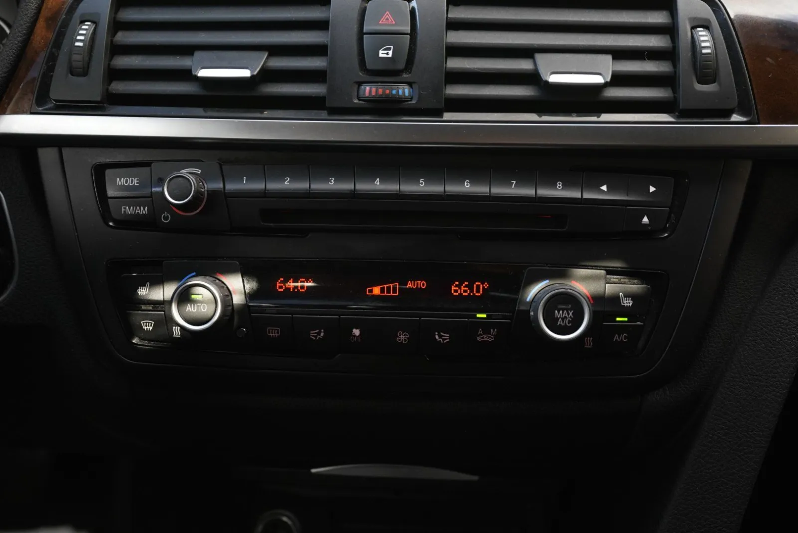 BMW 328i photo 39