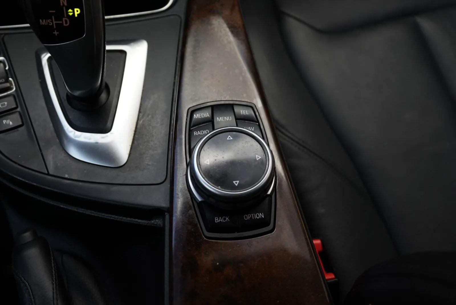 BMW 328i photo 42