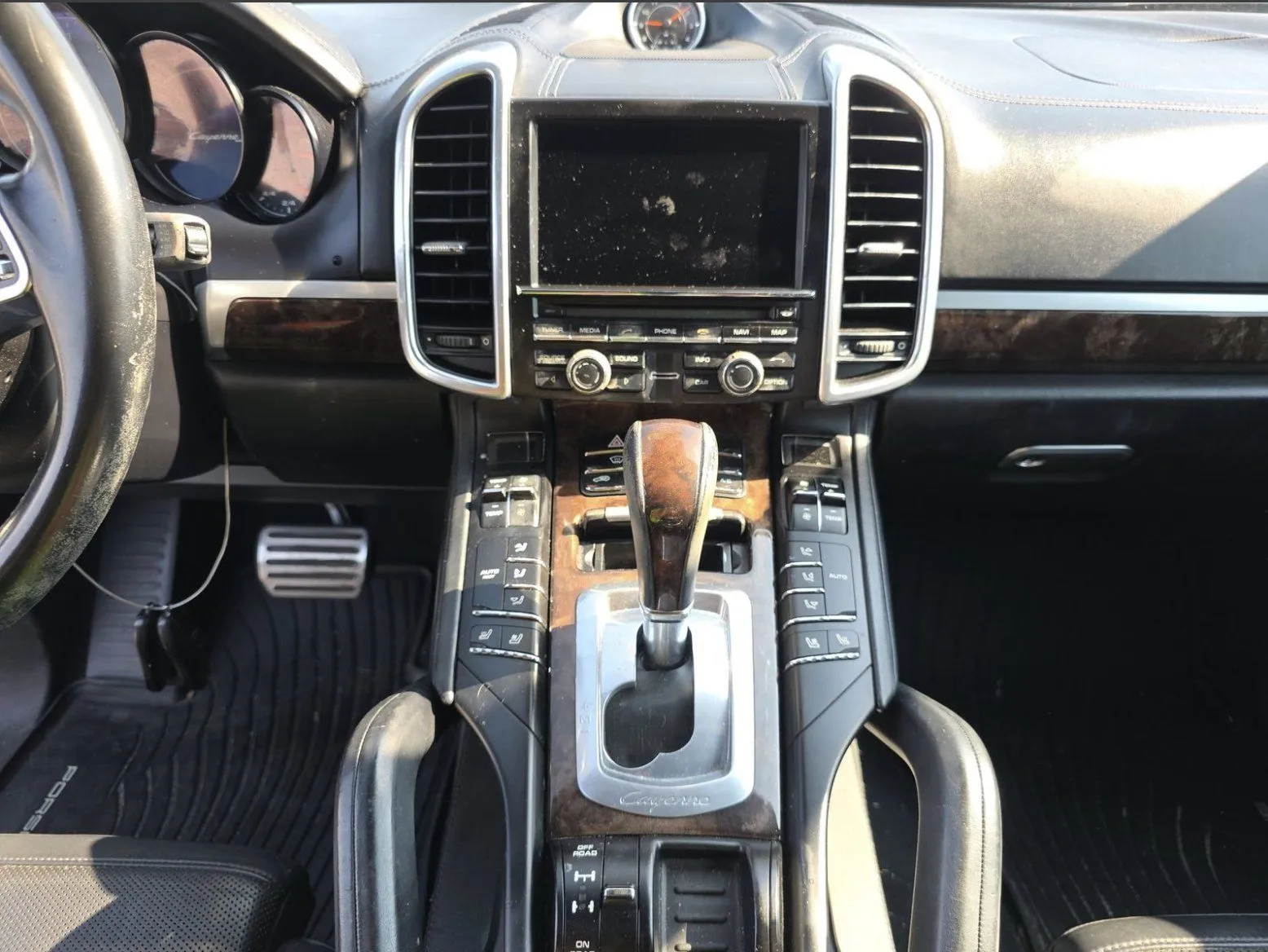 Porsche Cayenne photo 10