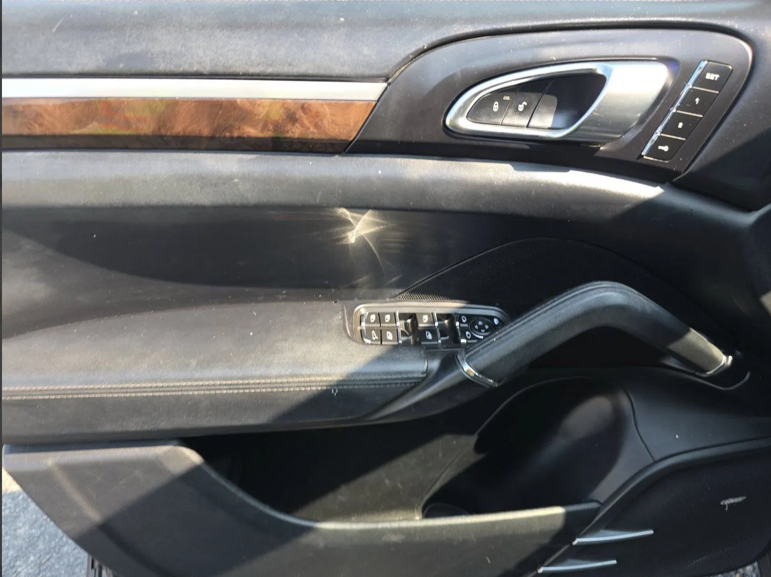 Porsche Cayenne photo 11