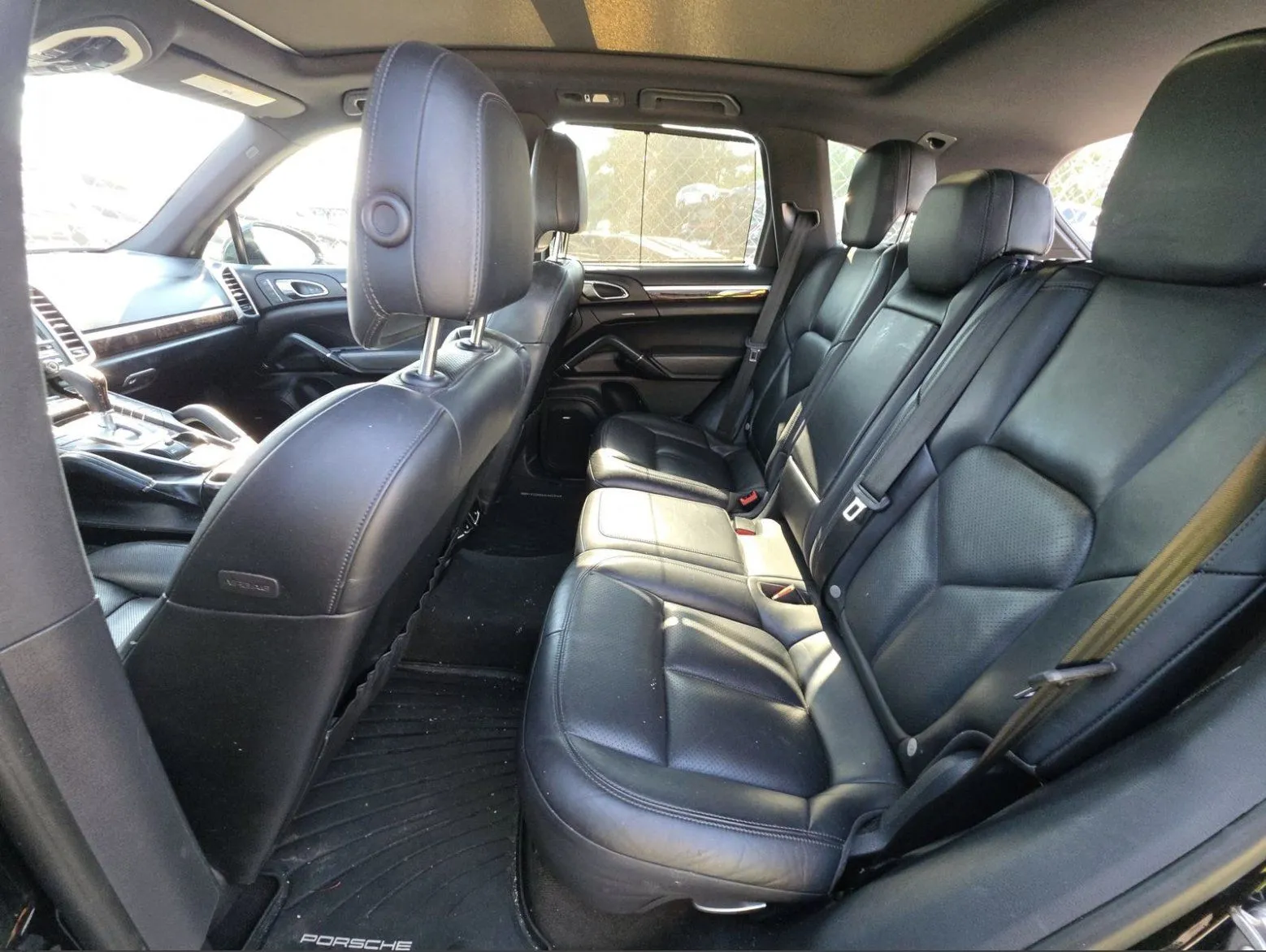 Porsche Cayenne photo 8