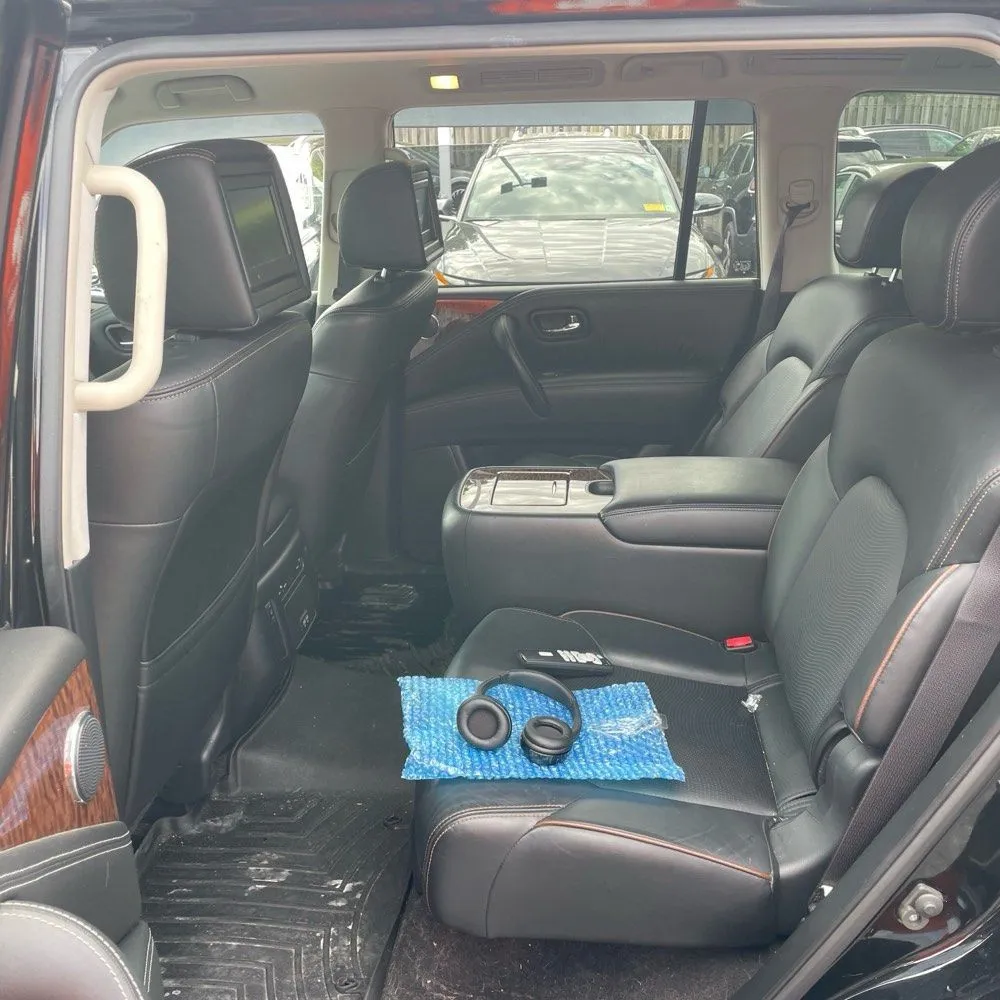 Nissan Armada photo 26