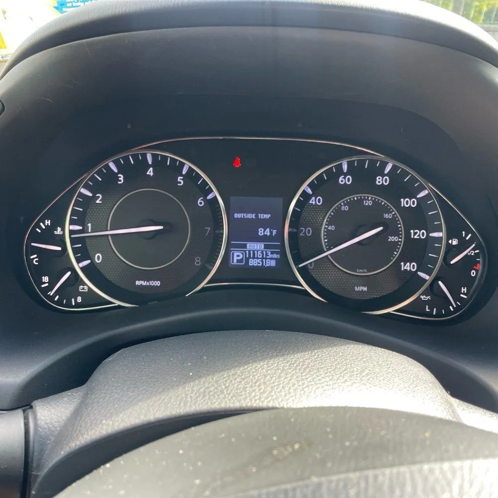 Nissan Armada photo 35