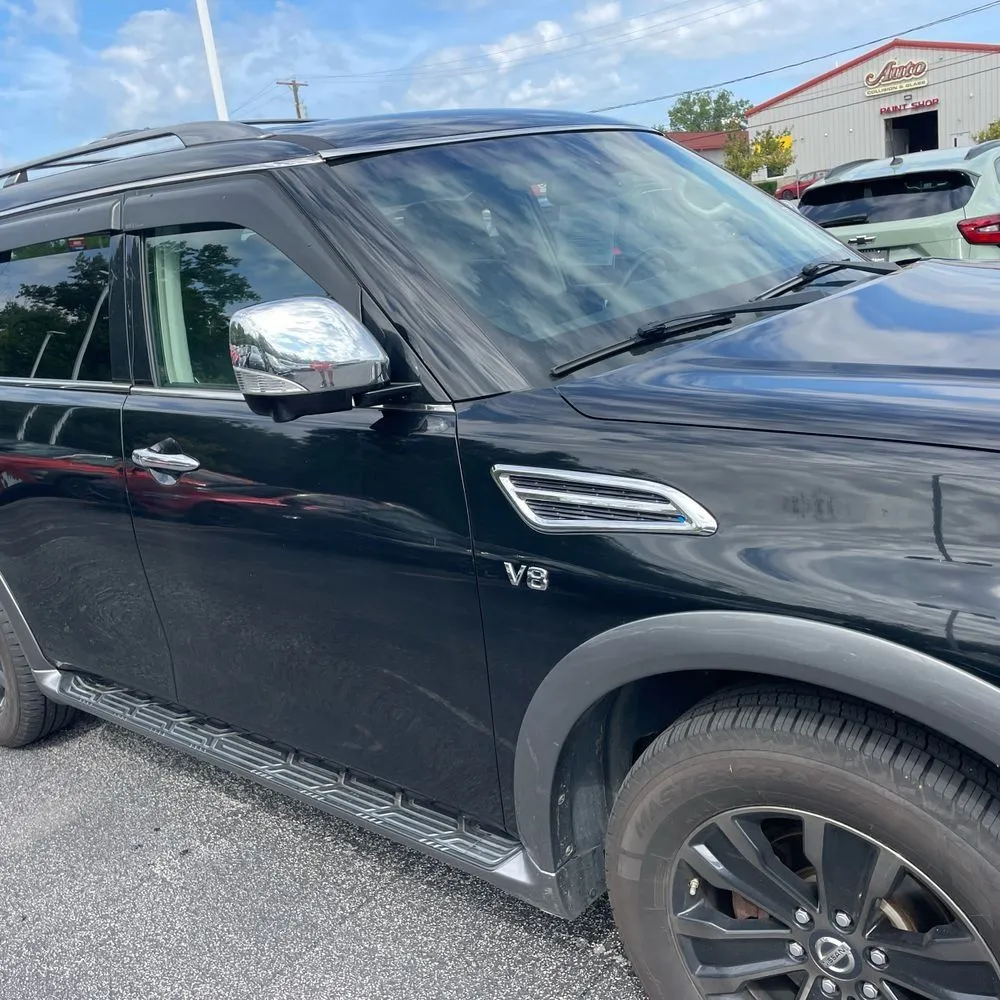 Nissan Armada photo 15