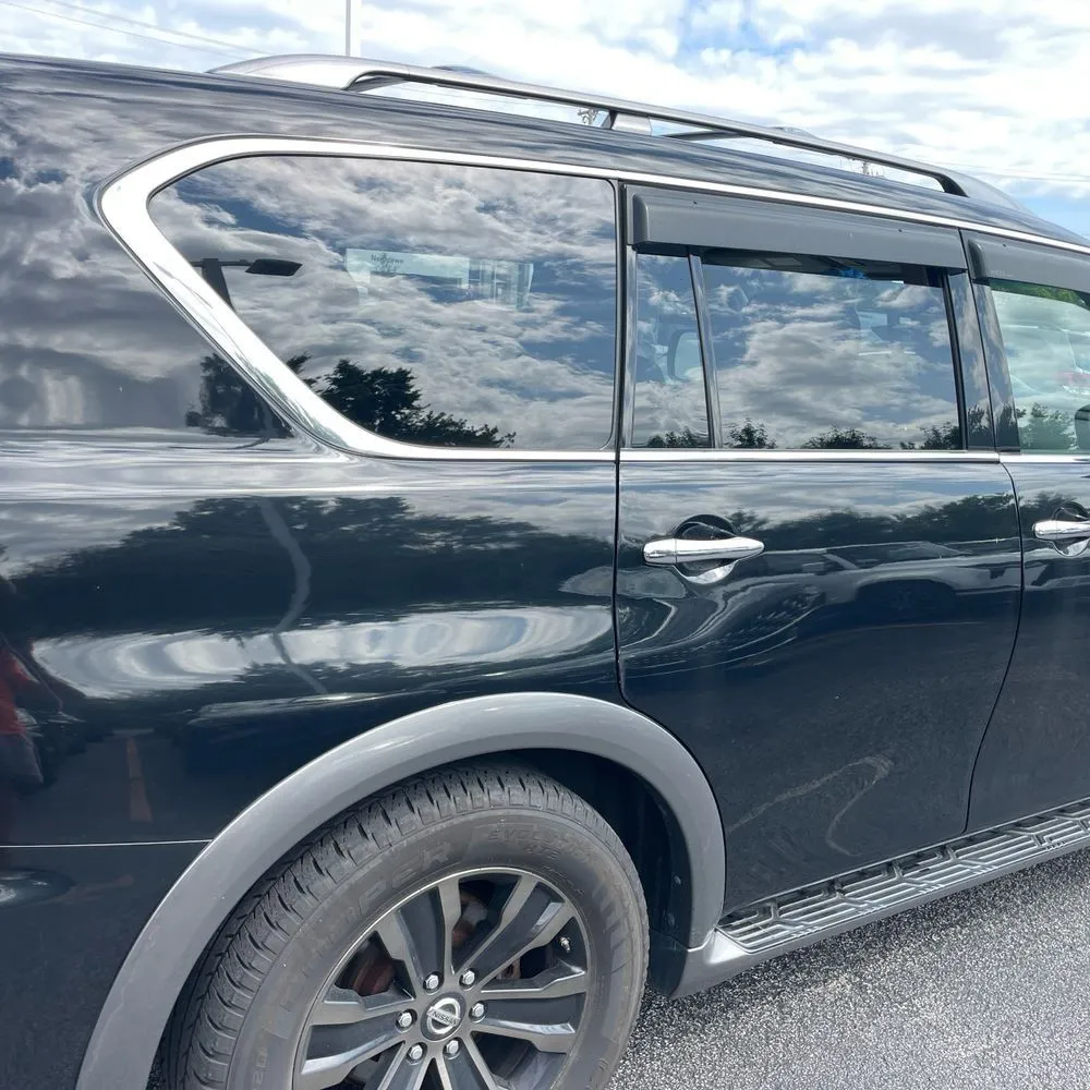 Nissan Armada photo 11