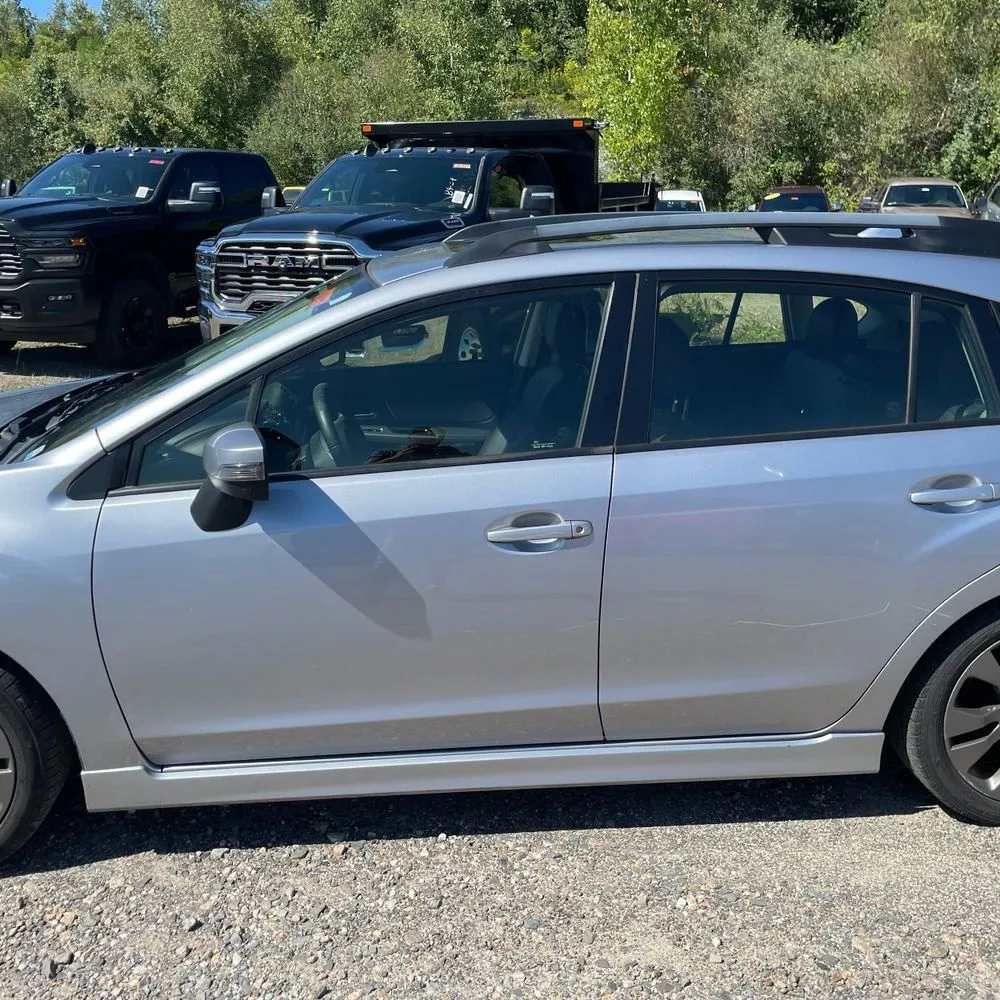 Subaru Impreza photo 4