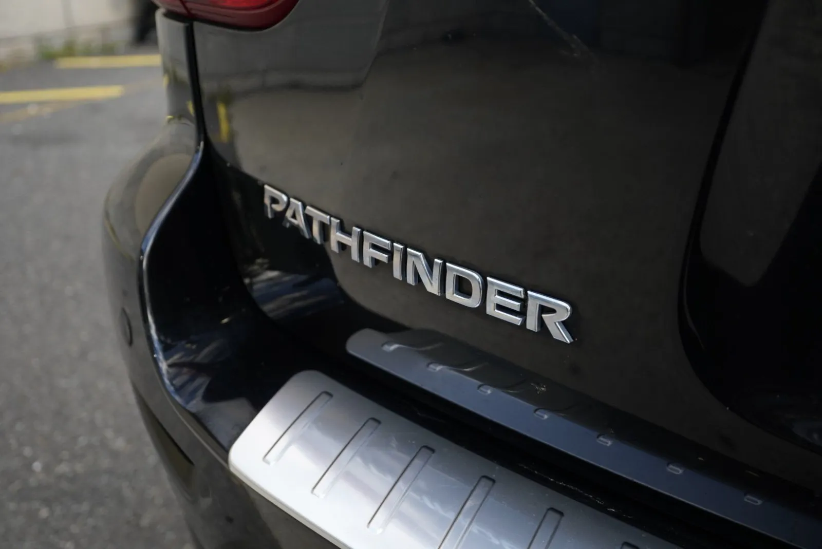 Nissan Pathfinder photo 12