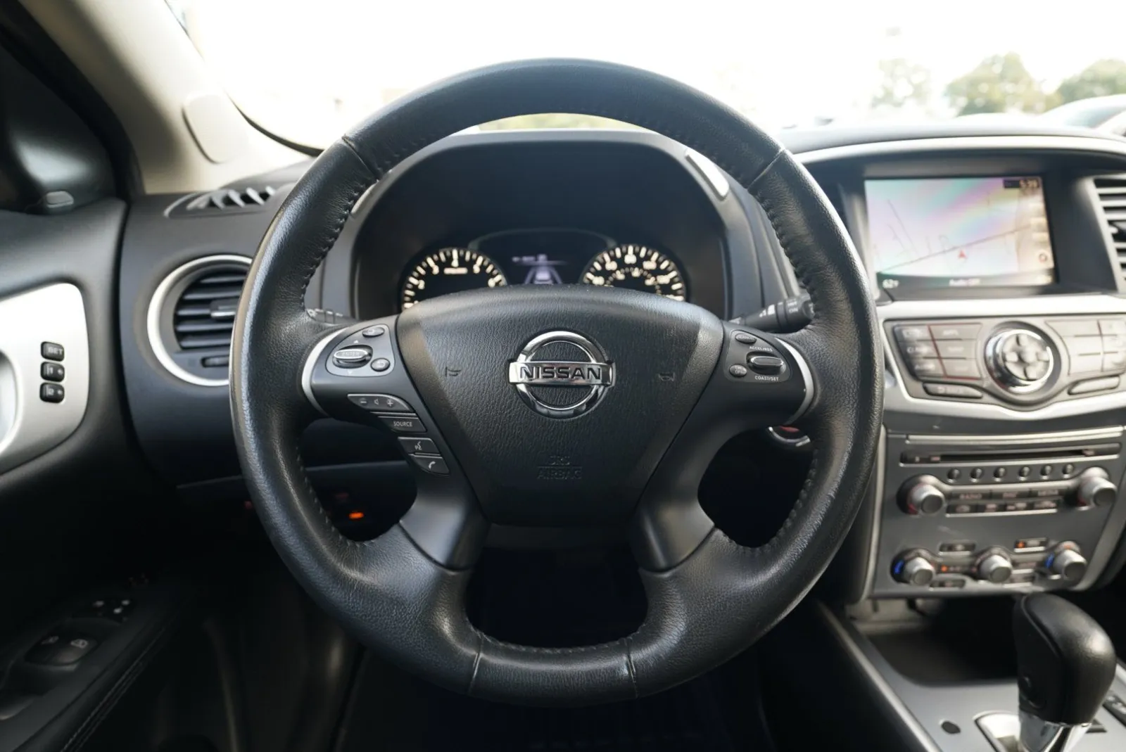 Nissan Pathfinder photo 55