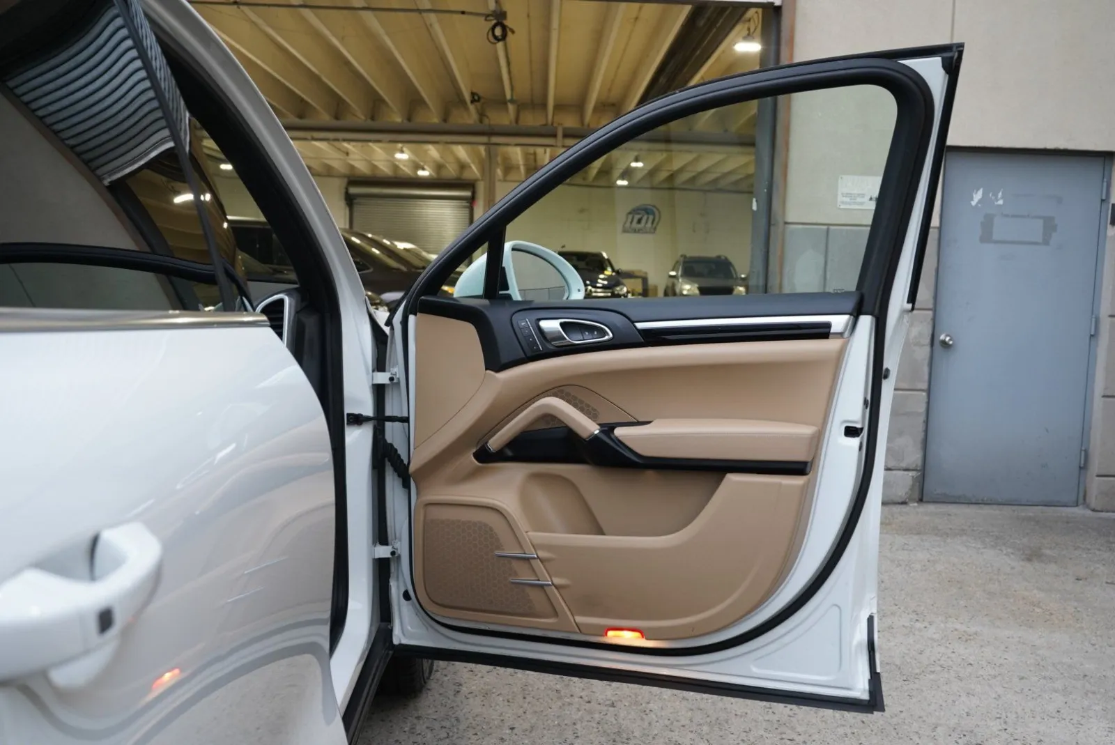 Porsche Cayenne photo 41