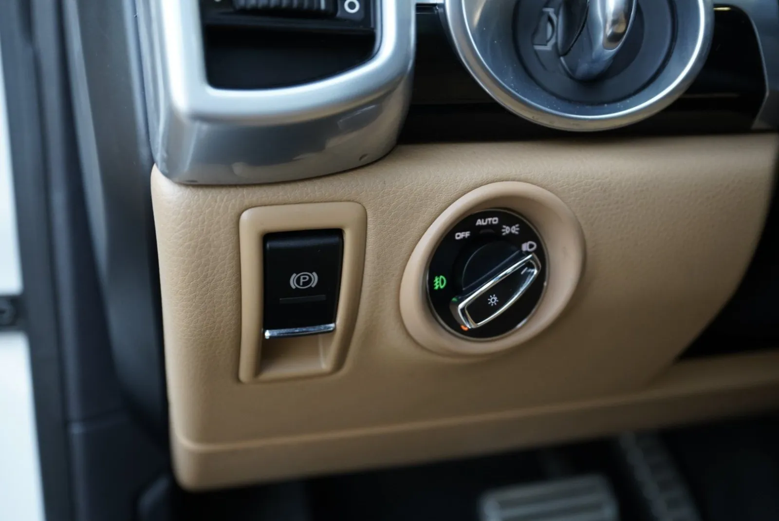 Porsche Cayenne photo 25
