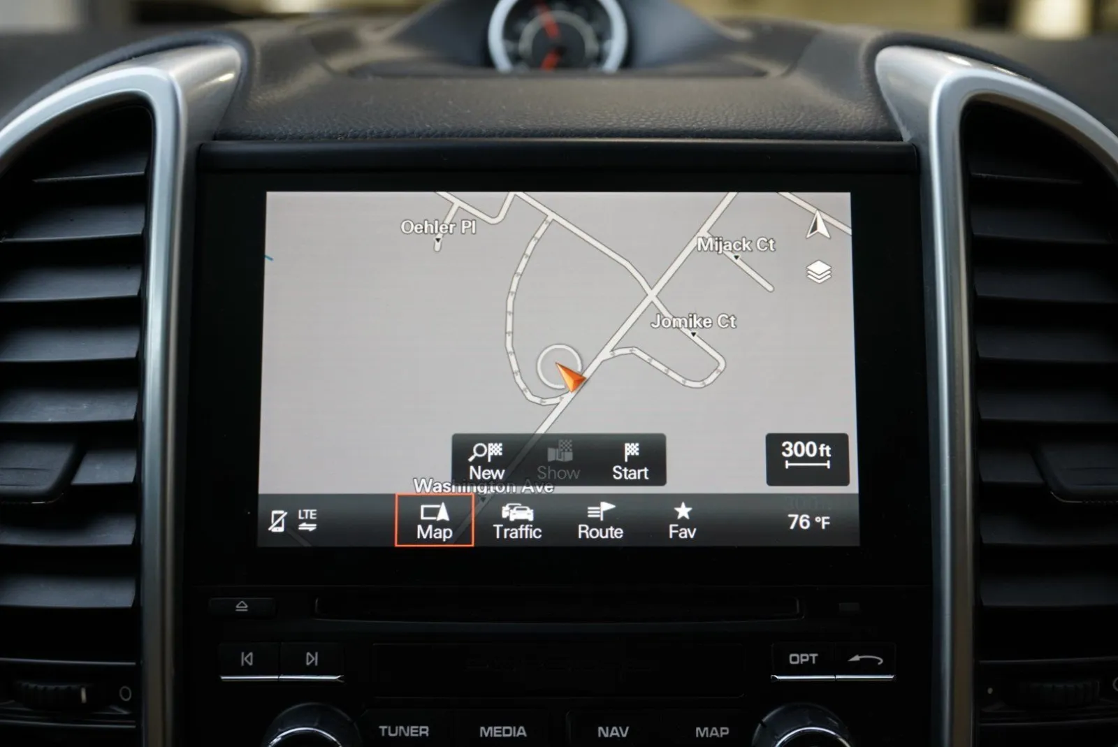 Porsche Cayenne photo 49