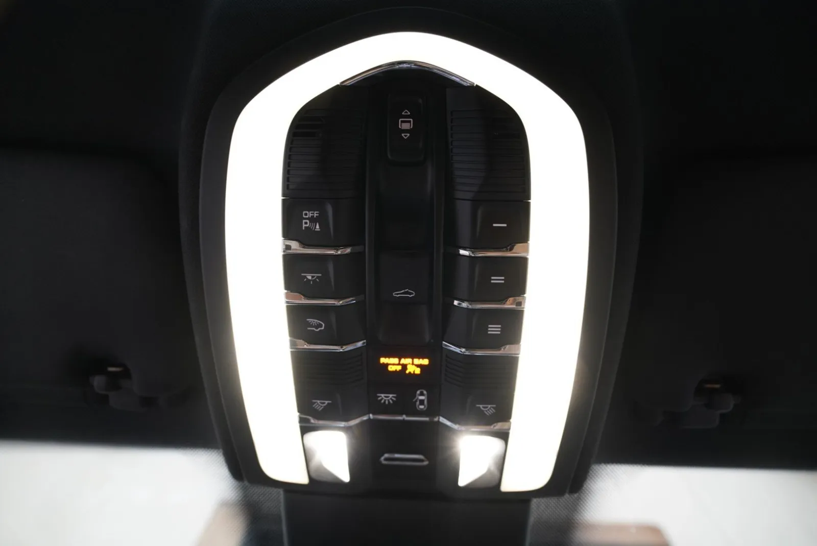 Porsche Cayenne photo 23
