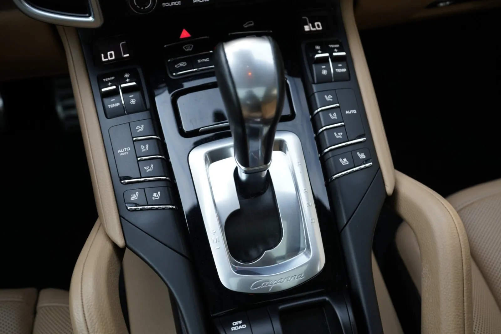 Porsche Cayenne photo 54