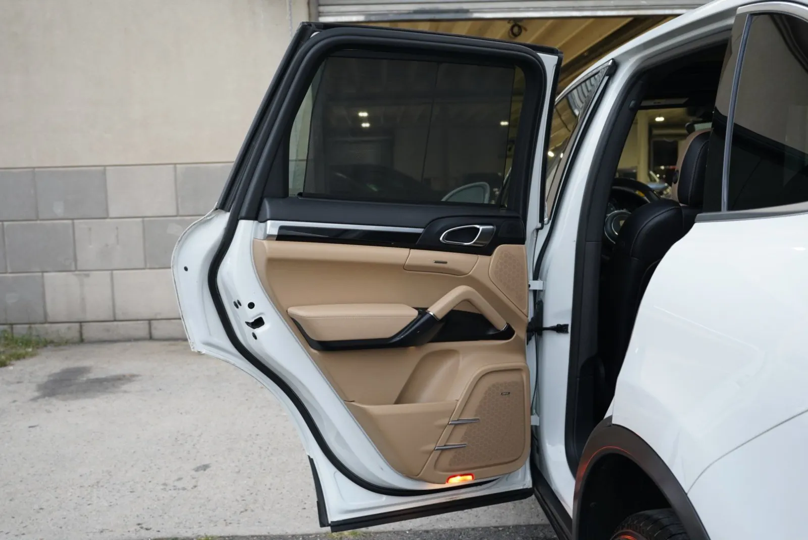Porsche Cayenne photo 26