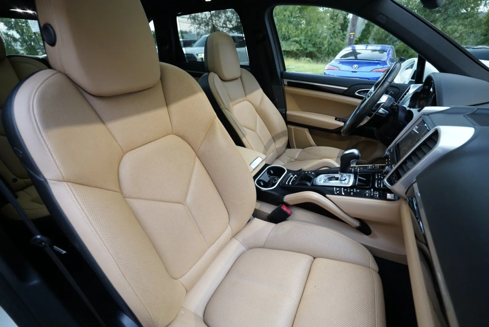 Porsche Cayenne photo 45
