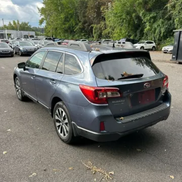 More photos of 2016 Subaru Outback 2.5i Limited at 101 Motors, NJ