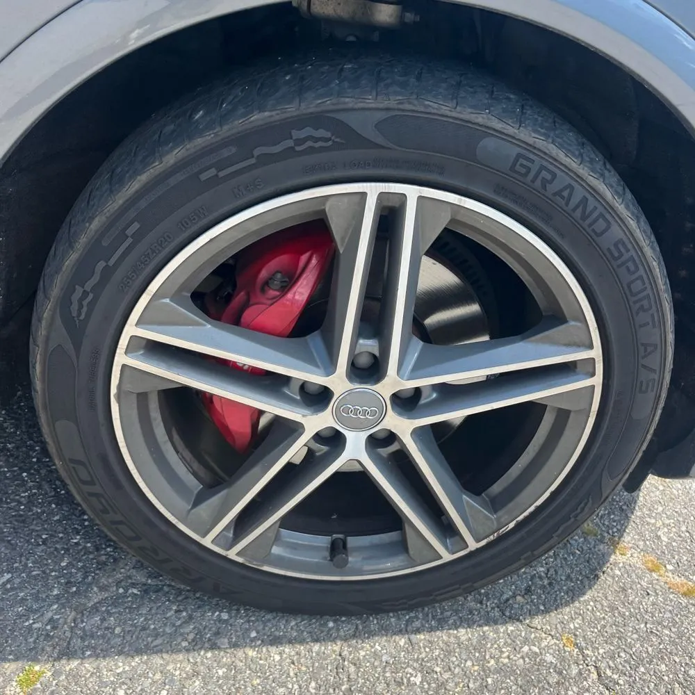 Audi SQ5 photo 20