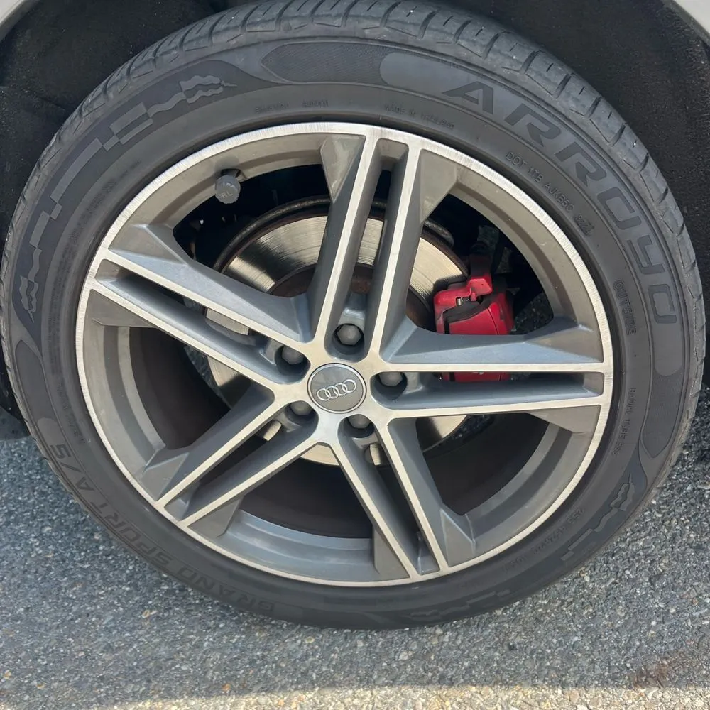 Audi SQ5 photo 19