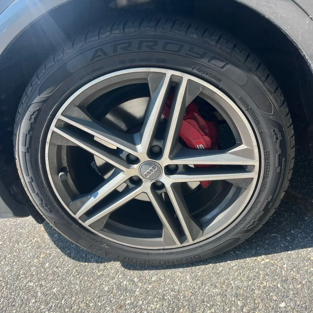 Audi SQ5 photo 17