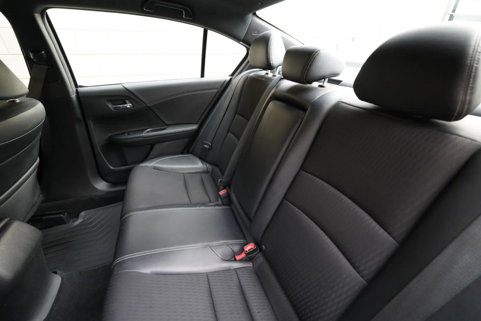 Honda Accord photo 26