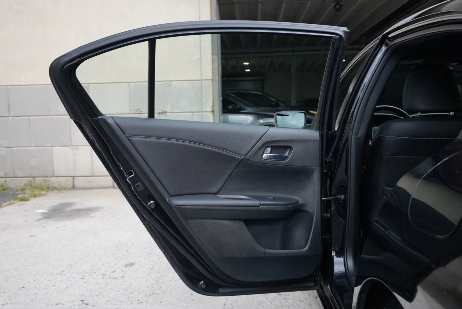Honda Accord photo 23