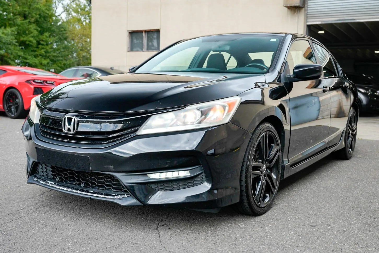 Honda Accord photo 9