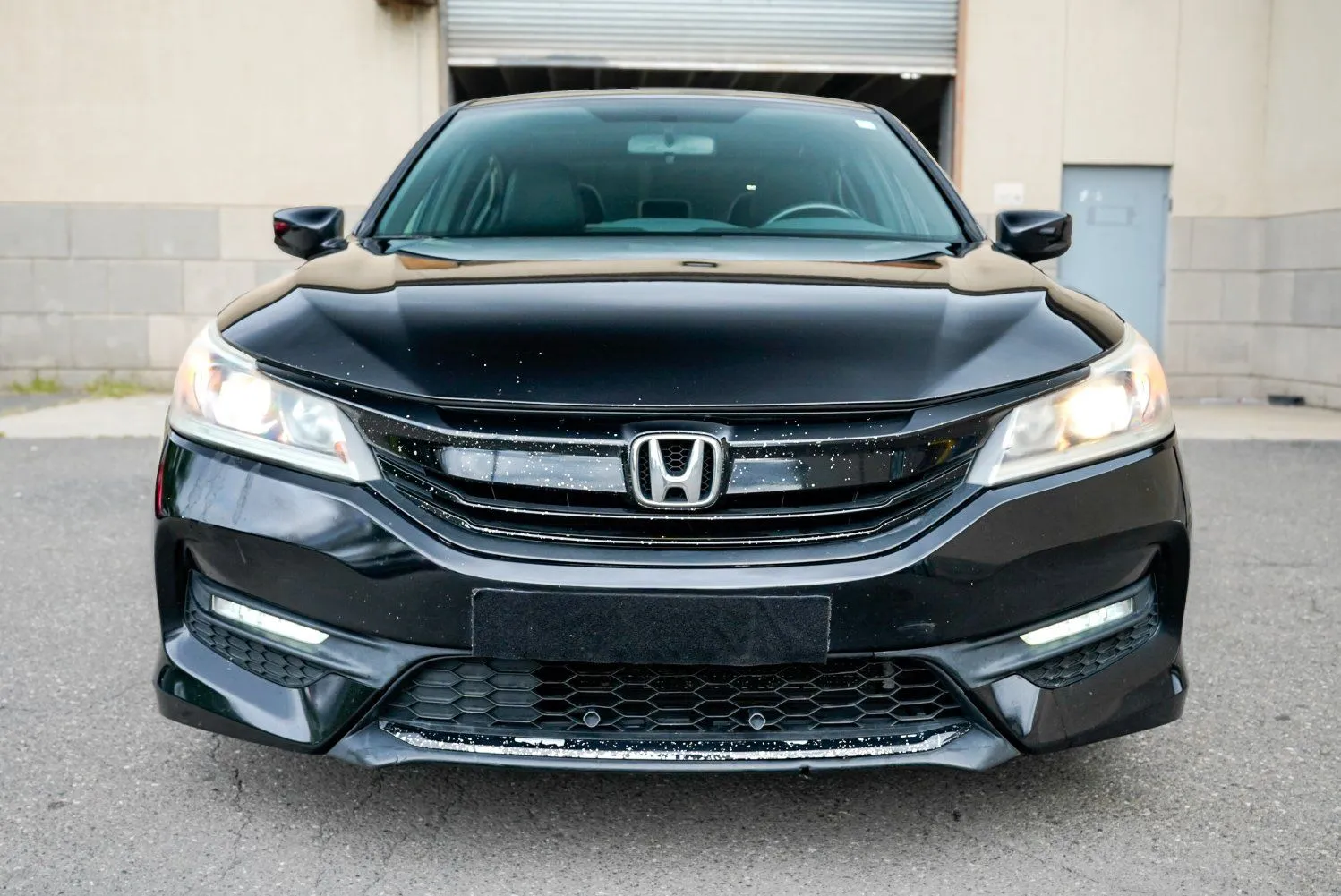 Honda Accord photo 2