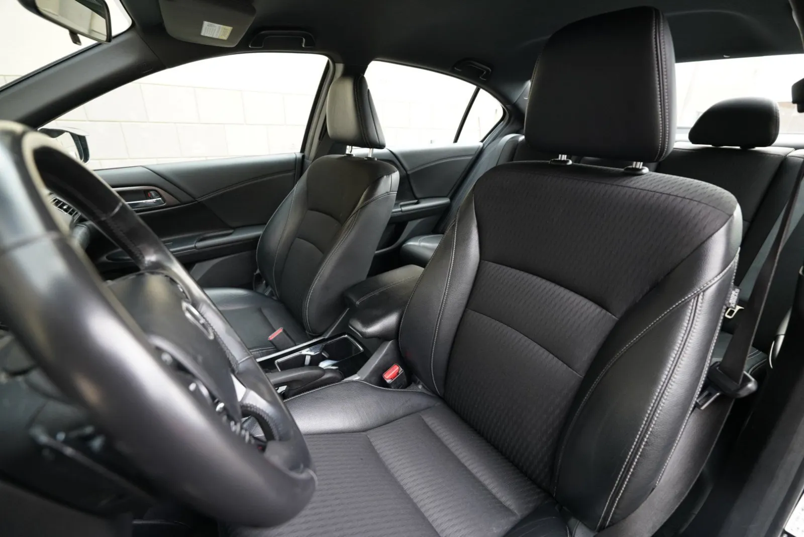 Honda Accord photo 21