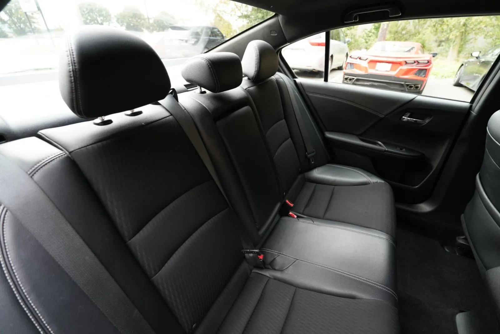 Honda Accord photo 32