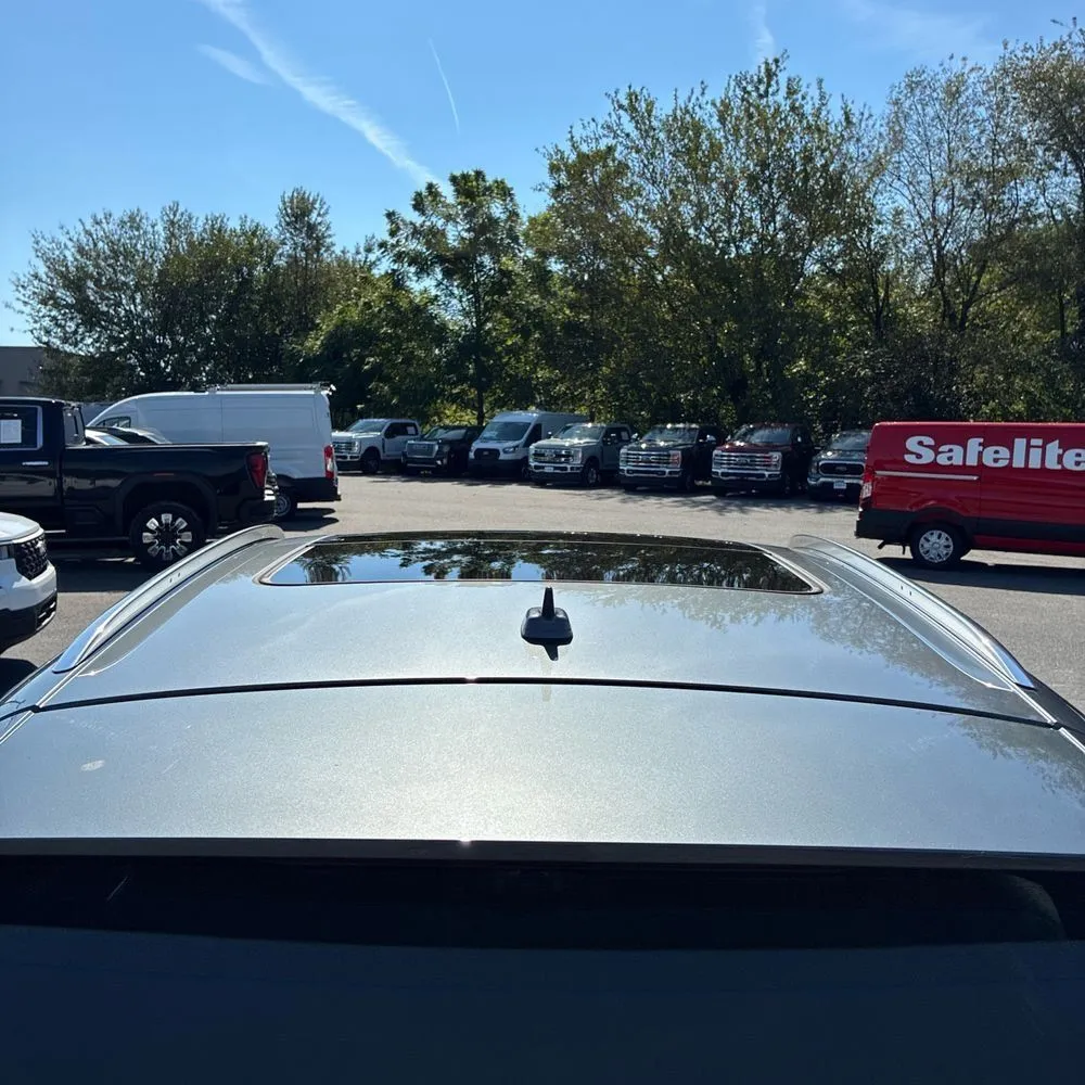 Audi Q3 photo 14