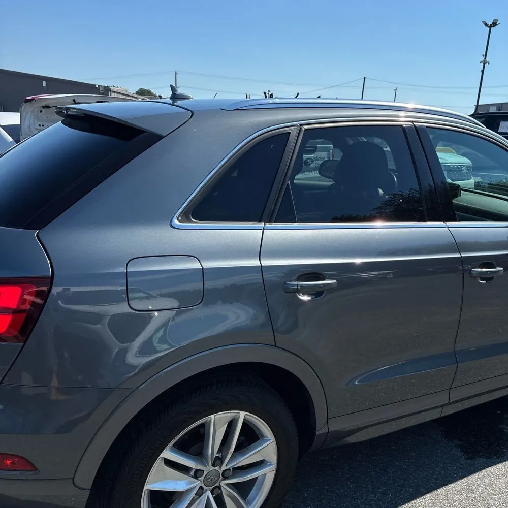Audi Q3 photo 8